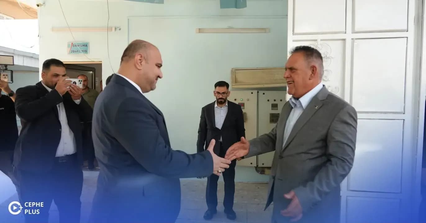 رئيس الجبهة التركمانية العراقية محمد سمعان آغا يستقبل آسو مامند مسؤول تنظيمات (كركوك - صلاح الدين) لـ الاتحاد الوطني الكردستاني.
